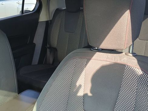 Used 2017 Chevrolet Equinox LT FWD image 21