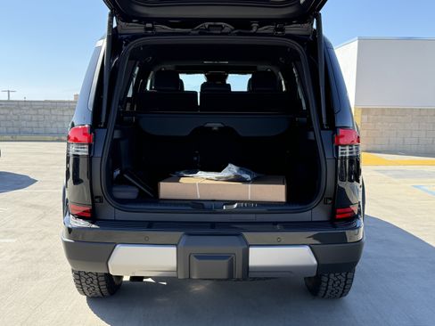 New 2026 Lexus GX 550 AWD/4WD image 14