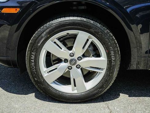 Used 2018 Audi Q5 2.0T Premium Plus w/ Premium Plus Package AWD/4WD image 9