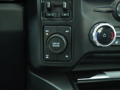 Used 2024 Ford F250 Lariat w/ Lariat Ultimate Package image 18