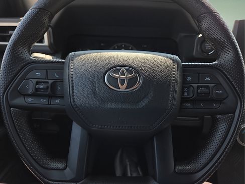 New 2026 Toyota Tacoma SR5 AWD/4WD image 25