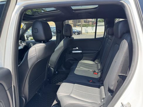 Used 2023 Mercedes-Benz EQB 350 4MATIC SUV w/ Exclusive Package image 31