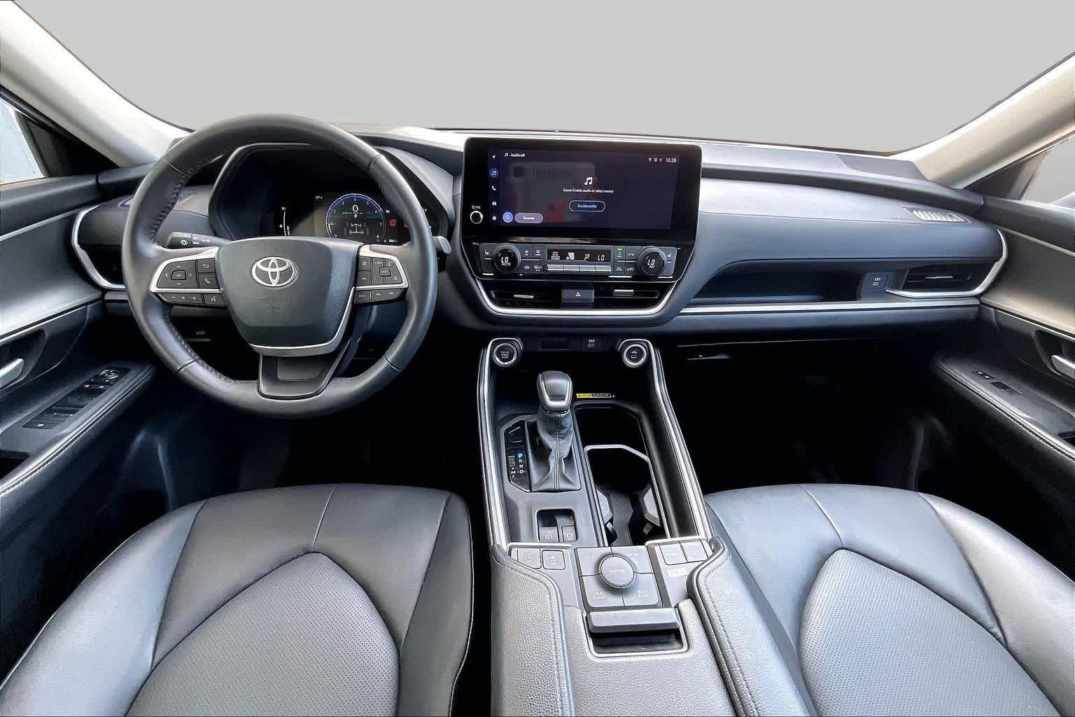 Used 2026 Toyota Grand Highlander AWD image 16