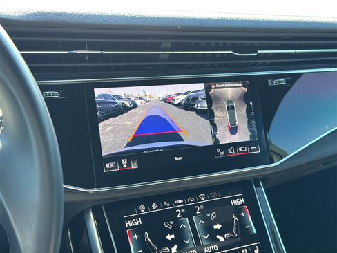 Used 2024 Audi Q7 3.0T Prestige image 20