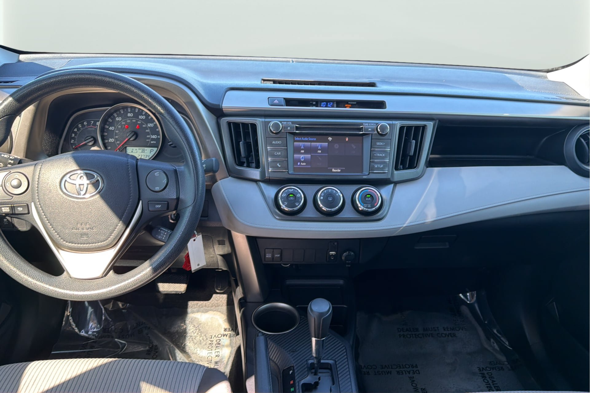 Used 2014 Toyota RAV4 LE FWD image 15