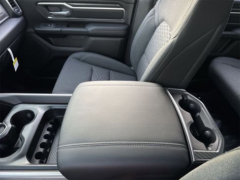 New 2026 RAM 1500 2WD Crew Cab image 19