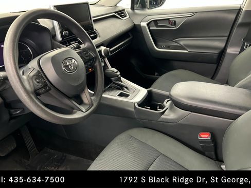 Used 2024 Toyota RAV4 LE image 15