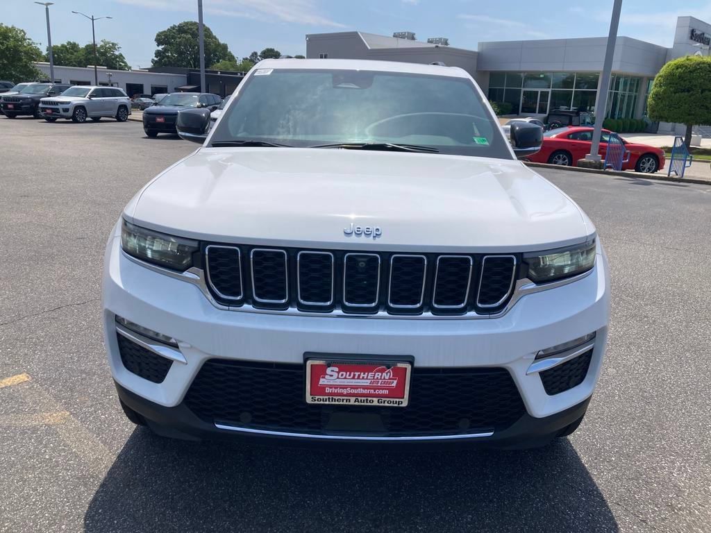New 2024 Jeep Grand Cherokee Limited 4xe w/ Luxury Tech Group II AWD/4WD image 9