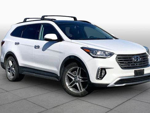 Used 2018 Hyundai Santa Fe Limited AWD/4WD image 3
