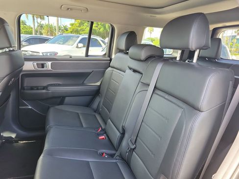 Used 2024 Hyundai Santa Fe Limited FWD image 13