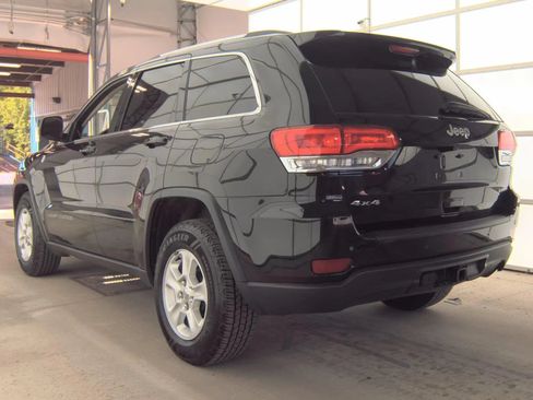 Used 2017 Jeep Grand Cherokee Laredo w/ Quick Order Package 23E AWD/4WD image 8