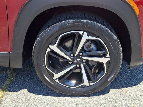 Used 2022 Chevrolet TrailBlazer RS w/ Sun and Liftgate Package AWD/4WD image 8