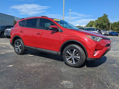 Certified 2017 Toyota RAV4 XLE image 1