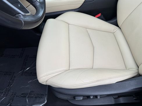 Used 2018 Cadillac XT5 Luxury AWD/4WD image 22