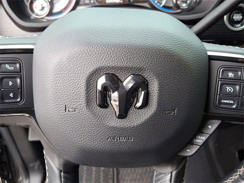 Used 2022 RAM 2500 Limited image 30