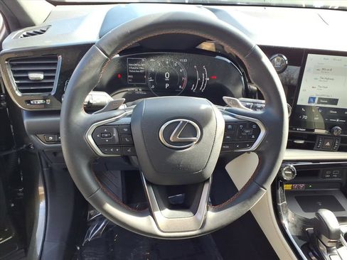 Used 2022 Lexus NX 250 FWD image 8