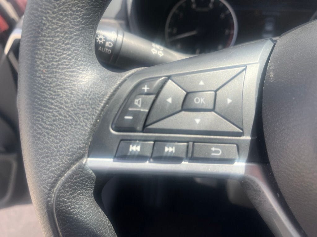 Used 2025 Nissan Altima 2.5 SV FWD image 20