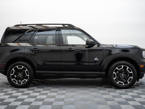 Certified 2022 Ford Bronco Sport Outer Banks w/ Tech Package AWD/4WD image 4