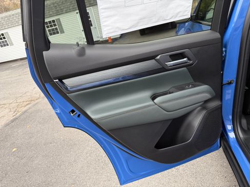 New 2026 GMC Terrain AT4 w/ LPO, Floor Liner Package AWD/4WD image 18