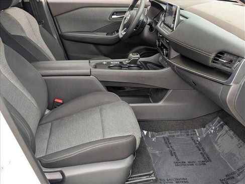 Certified 2023 Nissan Rogue SV FWD image 20