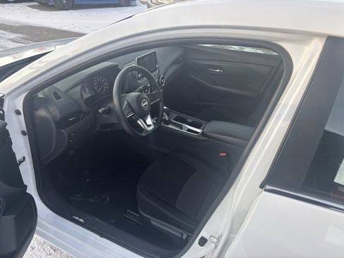 Used 2024 Nissan Sentra SV image 5