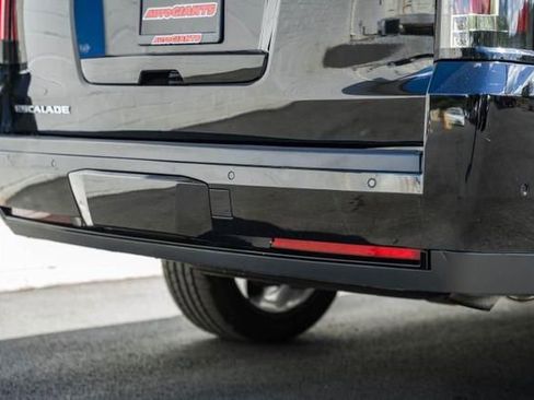 Used 2020 Cadillac Escalade ESV Luxury image 7