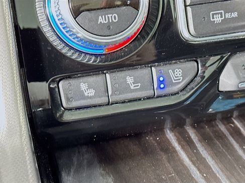 Used 2022 GMC Yukon Denali w/ Max Trailering Package image 23