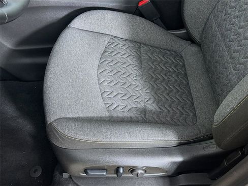 Used 2023 Chevrolet Equinox LT AWD/4WD image 19