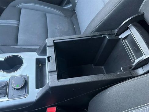 Used 2024 Chevrolet Blazer LT image 33