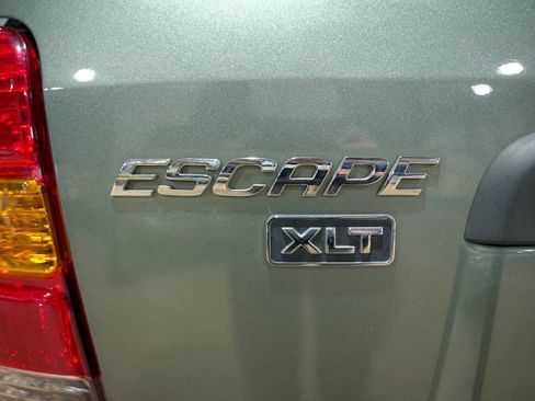Used 2006 Ford Escape XLT image 22