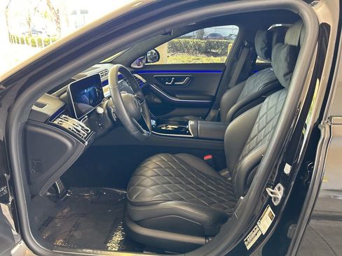 Used 2023 Mercedes-Benz S 580 4MATIC Sedan image 5