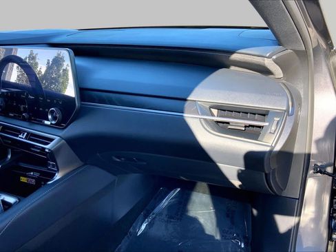 Certified 2026 Lexus RX 450h AWD w/ Convenience Package image 19
