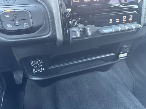 Used 2025 RAM 2500 Tradesman image 39