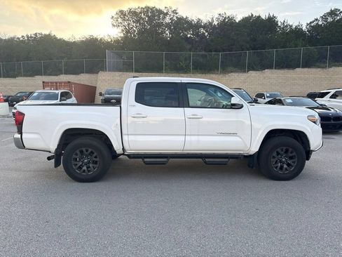 Used 2023 Toyota Tacoma SR5 RWD image 5