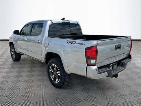 Used 2019 Toyota Tacoma TRD Sport w/ Technology Package RWD image 7