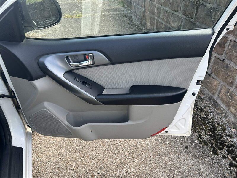 Used 2013 Kia Forte EX FWD image 30