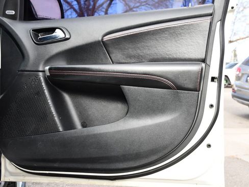 Used 2019 Dodge Journey GT image 23