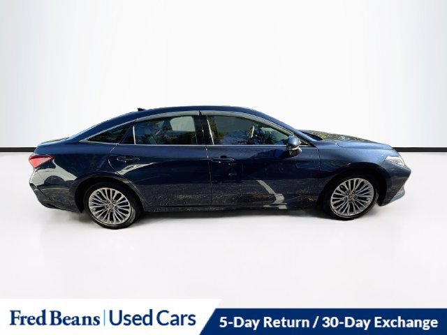 Used 2020 Toyota Avalon Limited w/ Advanced Safety Package FWD image 11