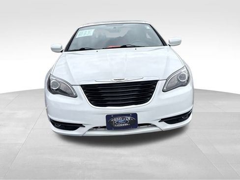 Used 2012 Chrysler 200 S image 3