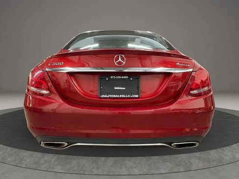 Used 2018 Mercedes-Benz C 300 4MATIC Sedan image 4