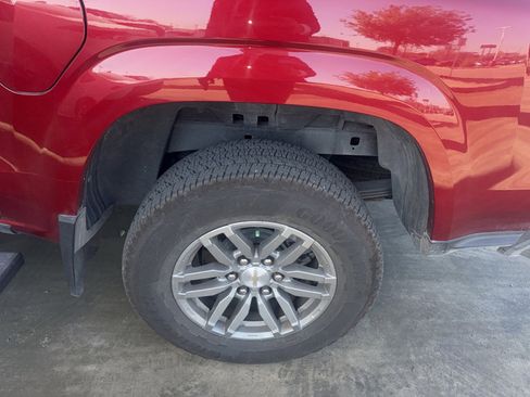 Used 2024 Chevrolet Colorado LT w/ LT Convenience Package II image 13