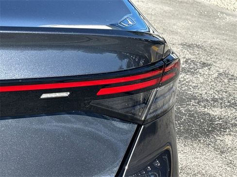 New 2025 Honda Accord SE image 12