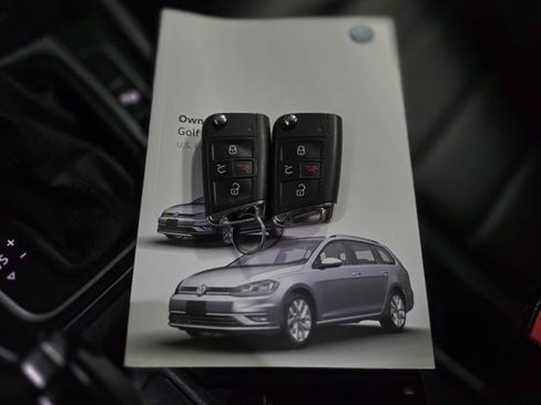 Used 2019 Volkswagen Golf Alltrack SEL image 43