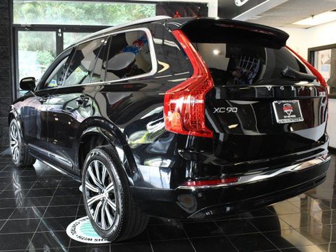 Used 2023 Volvo XC90 B6 Plus AWD/4WD image 12