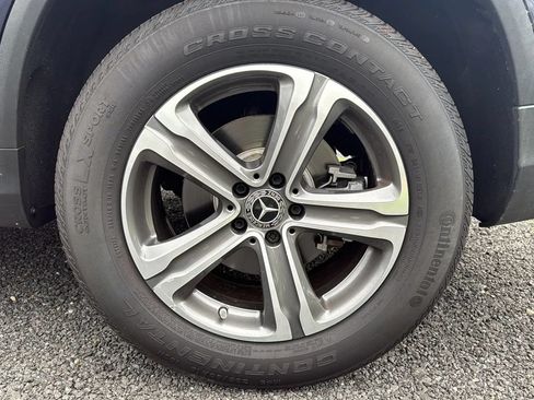 Used 2019 Mercedes-Benz GLC 300 4MATIC image 10