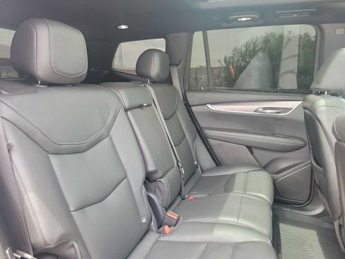 Used 2023 Cadillac XT6 Luxury FWD image 17