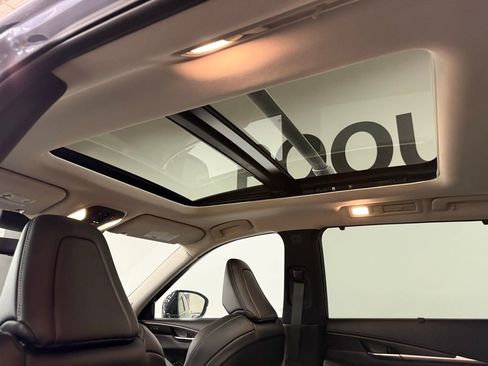 Used 2023 INFINITI QX60 Sensory w/ Vision Package AWD/4WD image 18
