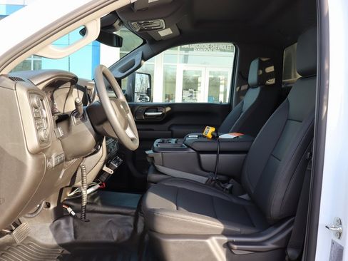 New 2026 Chevrolet Silverado 3500 W/T w/ WT Convenience Package image 9