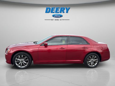 Used 2014 Chrysler 300 S AWD/4WD image 2
