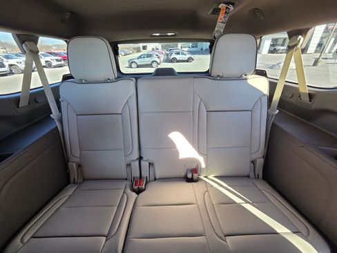 New 2026 GMC Yukon XL Denali w/ Advanced Technology Package image 27
